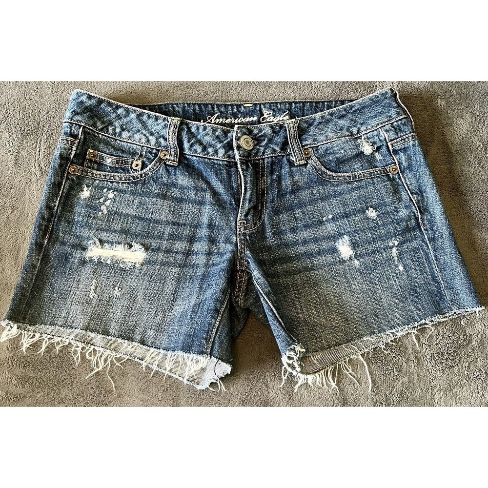 American Eagle Women’s Jean Shorts Size 4 Lightly Worn